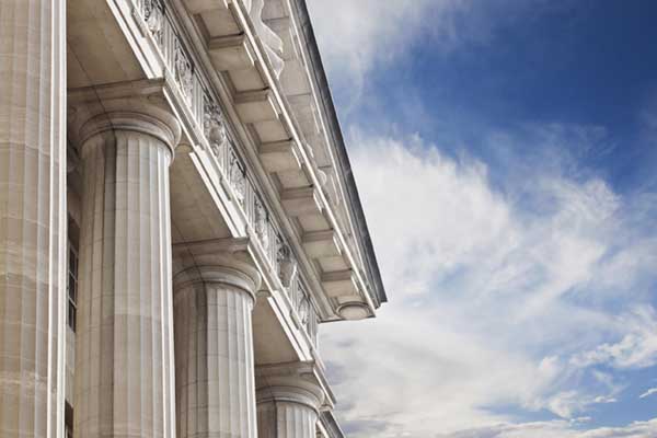 facade of a courthouse